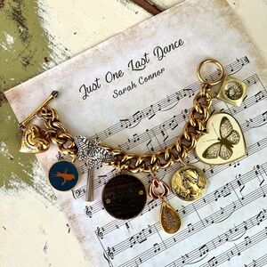 EUC Juicy Couture Vintage Butterfly Bird Nature Charm Bracelet